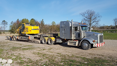 Truck hauling equipment